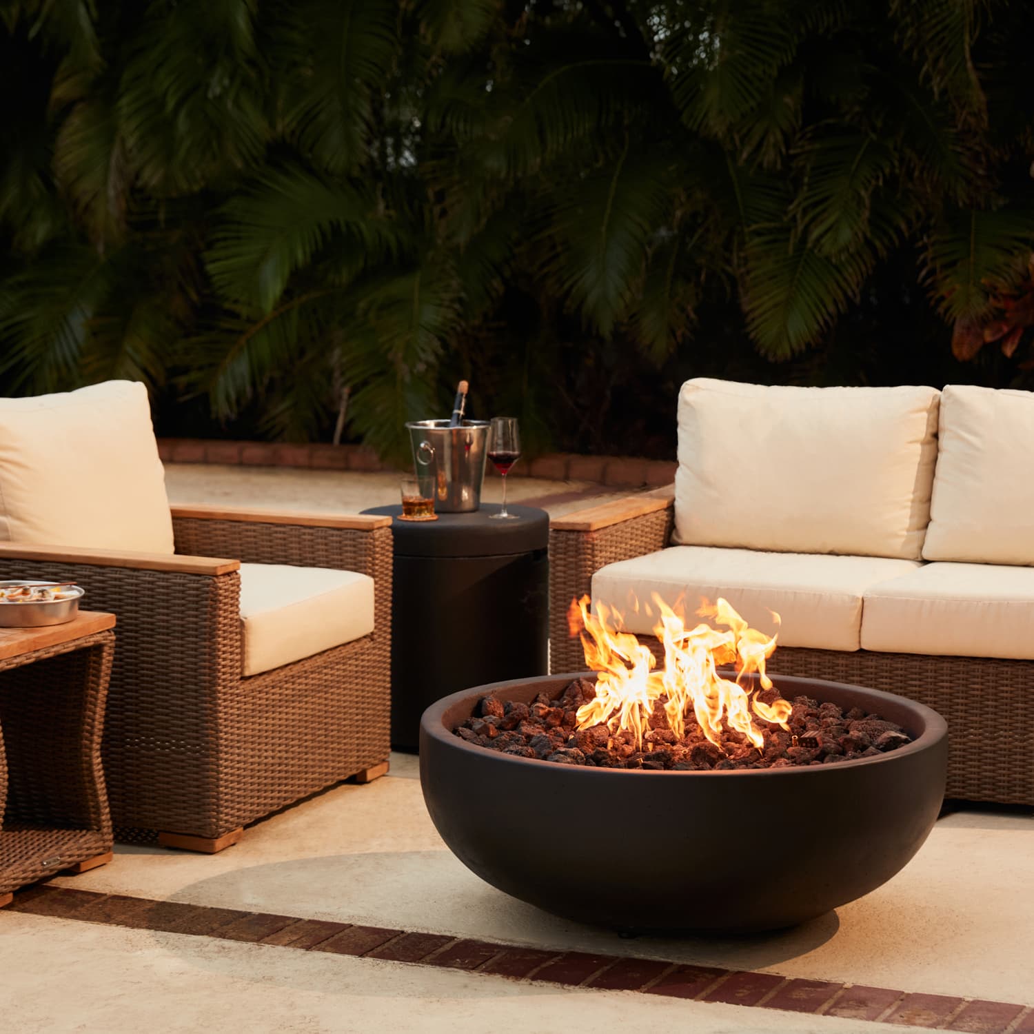 Outdoor Kitchens