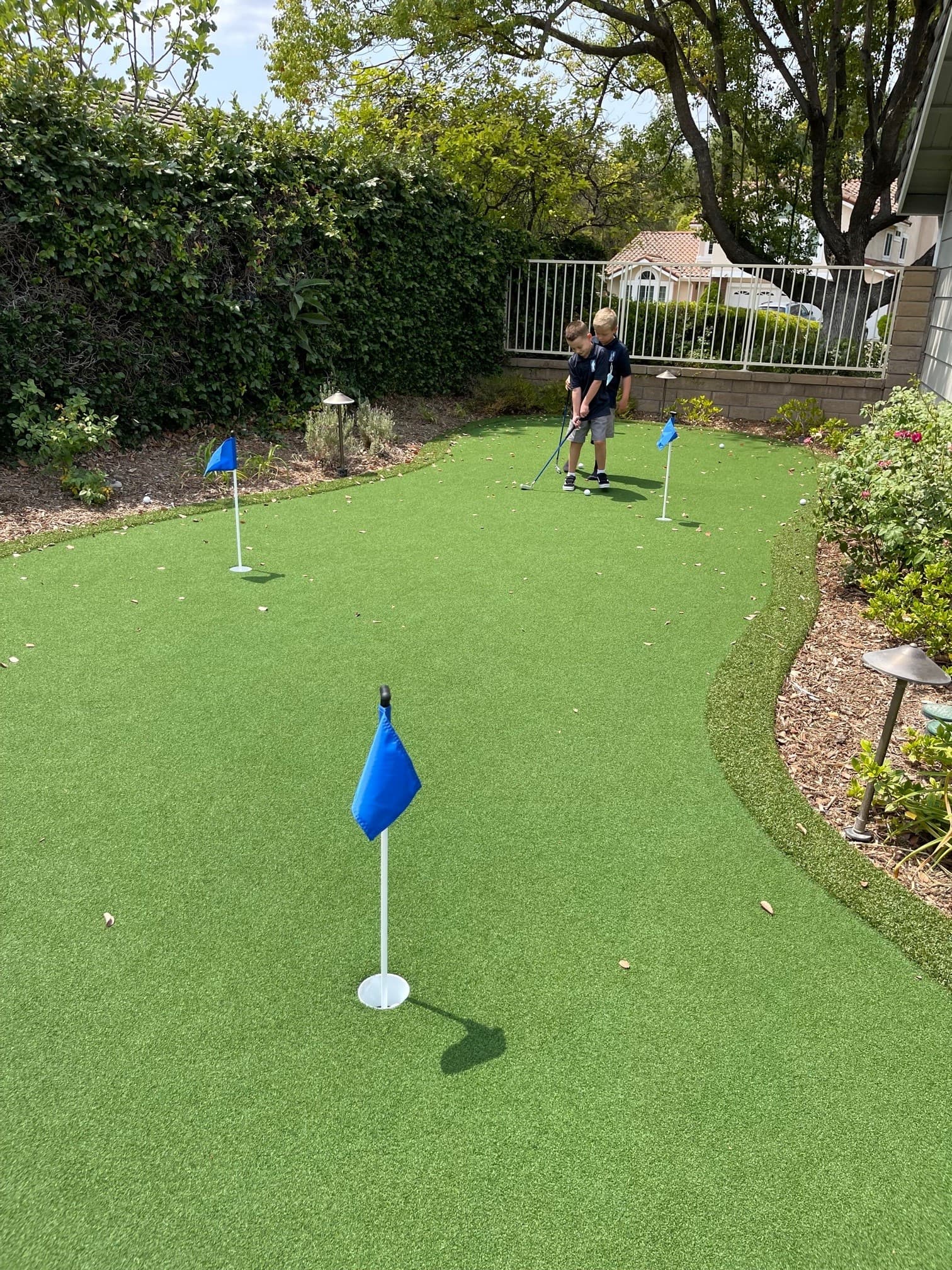 Artificial Turf & Putting Greens