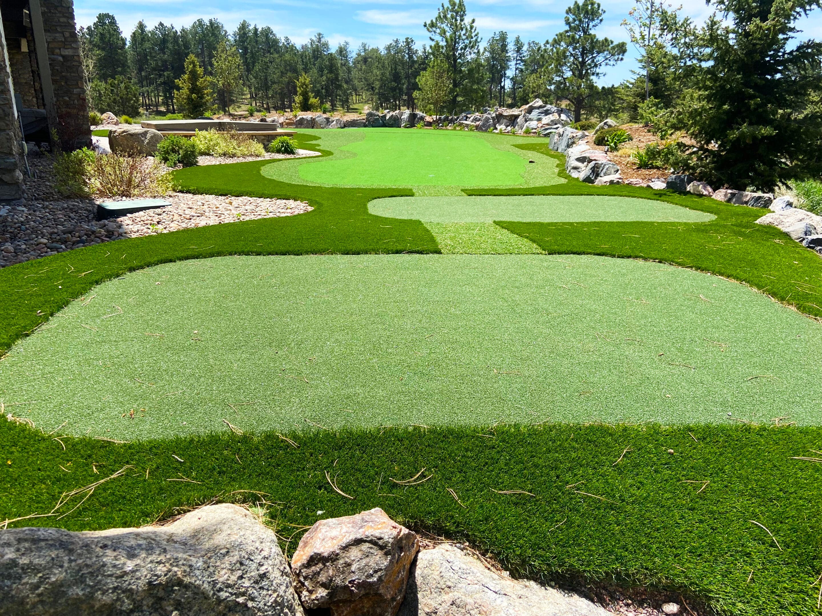 Artificial Turf & Putting Greens